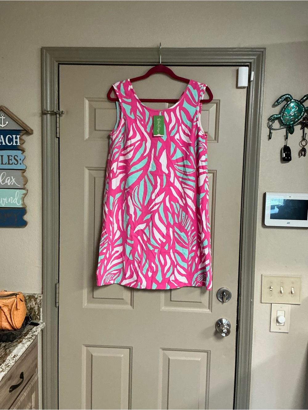 Lilly Pulitzer Women’s Size Medium pink white and teal leaf print Sabrina Shift